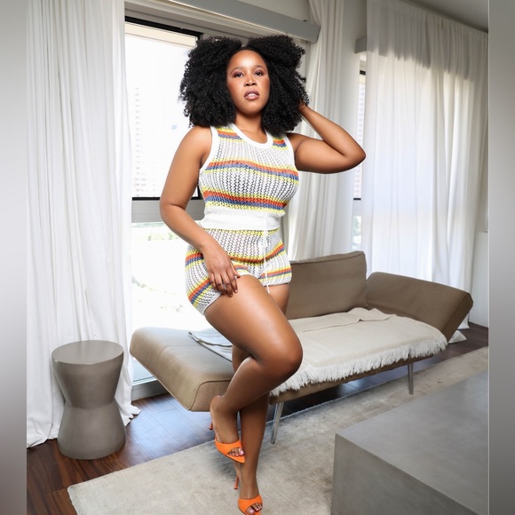 Short set - Picture 1 of 2